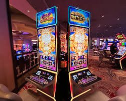 Studio live dealer 58win menampilkan meja Sic Bo dengan struktur Asian Handicap